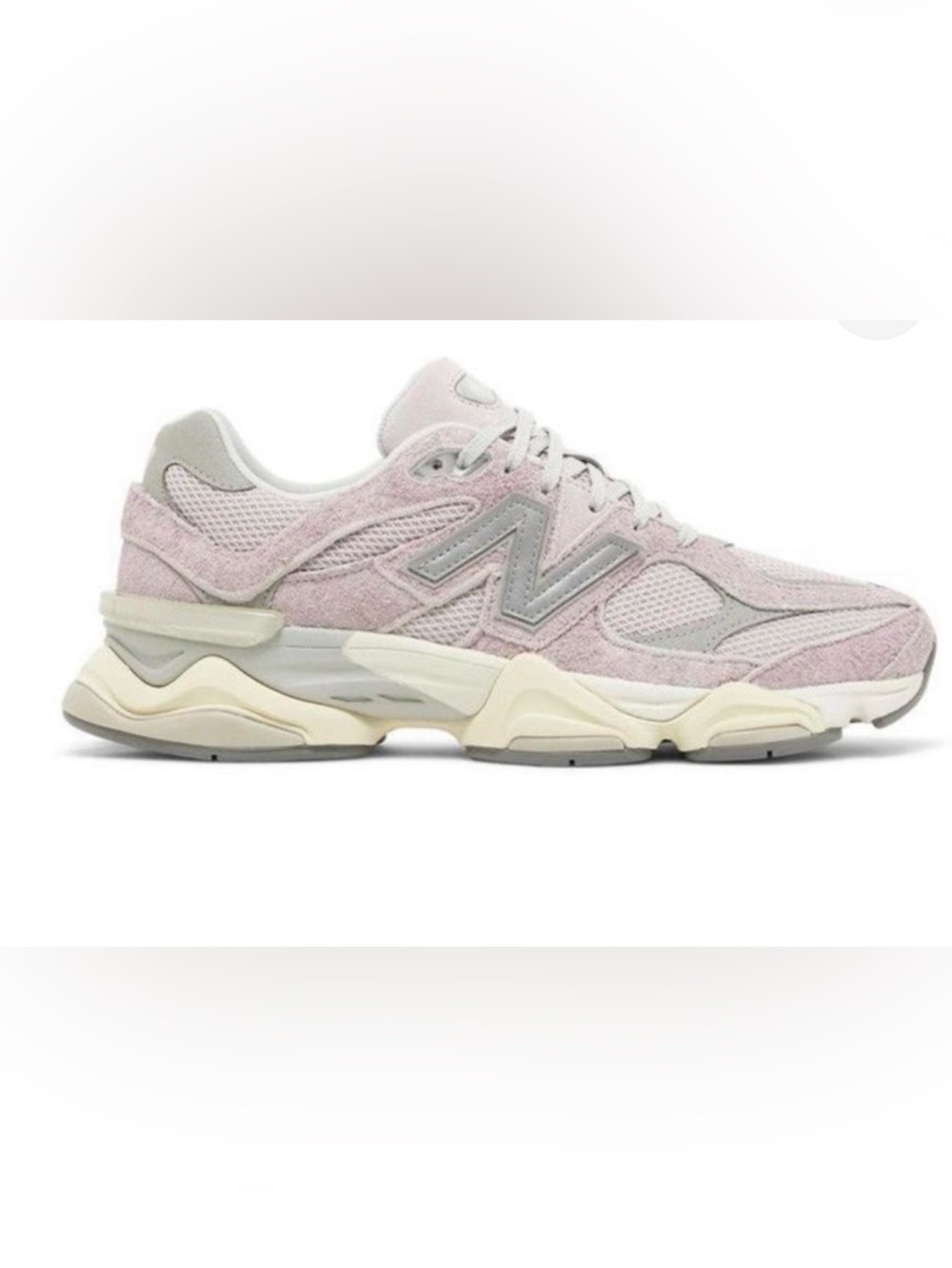 New Balance Women’s Pink 9060 Sneakers